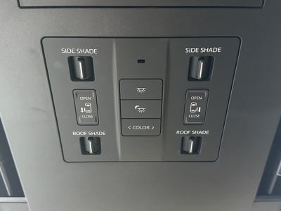 ヴェルファイアハイブリッド(トヨタ)中古車 内外装写真他１