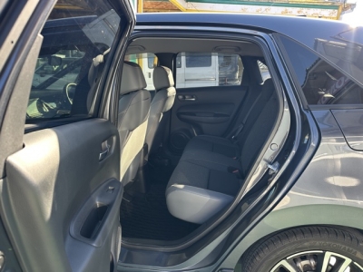 フィット(ホンダ)中古車 後席内装