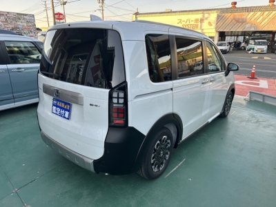 新型フリード(ホンダ)登録済未使用車 内外装写真他２