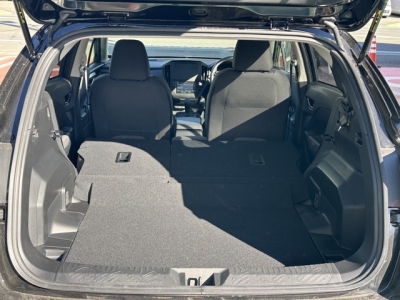 インプレッサ(スバル)中古車 内外装写真他１