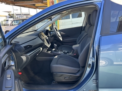 インプレッサ(スバル)レンタＵＰ 前席内装