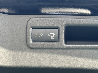 ハリアーハイブリッド(トヨタ)中古車 内外装写真他２