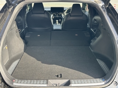 ハリアーハイブリッド(トヨタ)中古車 内外装写真他１