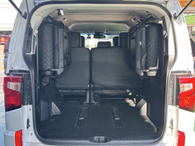 デリカD:5 4WD(三菱)レンタＵＰ 内外装写真他２