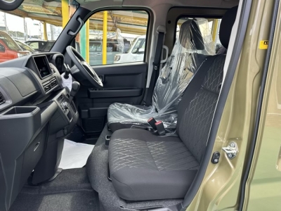 アトレー(ダイハツ)届出済未使用車 前席内装