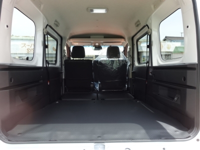 アトレー(ダイハツ)届出済未使用車 内外装写真他２