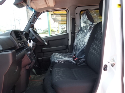 アトレー(ダイハツ)届出済未使用車 前席内装