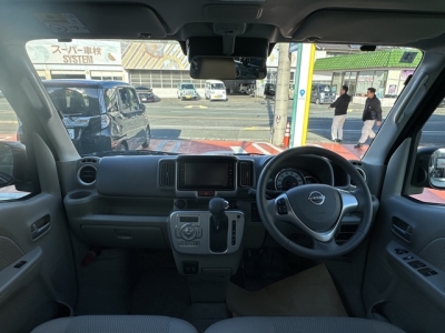 NV100クリッパーリオ(ニッサン)中古車 後席から見た前席