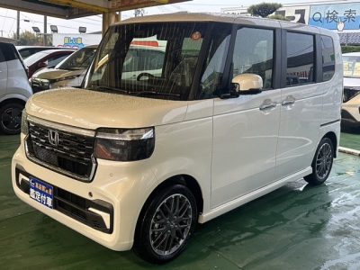 新型N-BOX(ホンダ)届出済未使用車 前方
