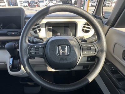 新型N-BOX(ホンダ)届出済未使用車 内外装写真他