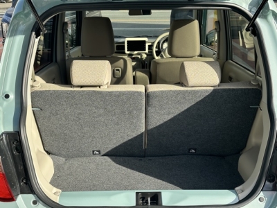 ラパン(スズキ)中古車 内外装写真他１