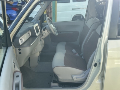 ラパン(スズキ)中古車 前席内装