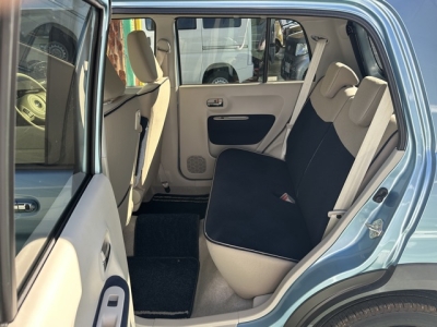 ラパン(スズキ)中古車 後席内装