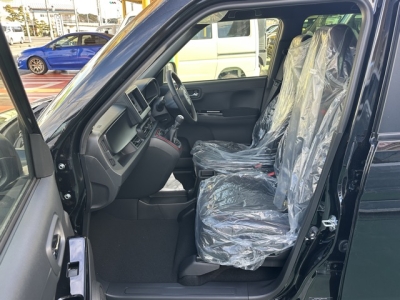 N-ONE(ホンダ)届出済未使用車 前席内装