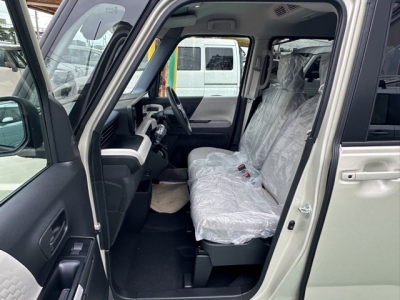 ルークス(ニッサン)届出済未使用車 前席内装