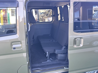 アトレー(ダイハツ)中古車 後席内装