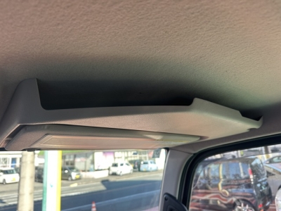 キャンター(三菱)登録済未使用車 内外装写真