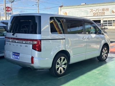 デリカD:5 4WD(三菱)レンタＵＰ 内外装写真他２