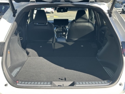 ハリアーハイブリッド(トヨタ)中古車 内外装写真他１