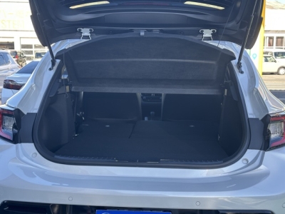 GRカローラ(トヨタ)中古車 内外装写真他２