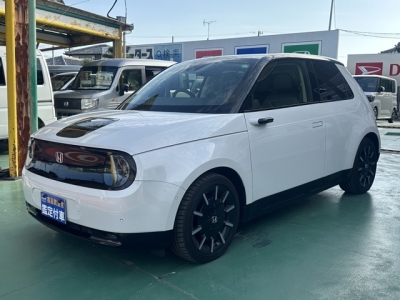HONDA e(ホンダ)中古車 前方