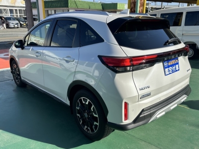 ノート(ニッサン)中古車 内外装写真