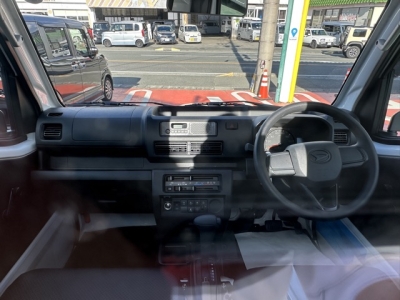 ハイゼットトラック(ダイハツ)届出済未使用車 後席内装