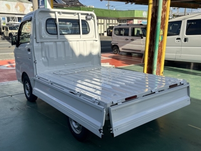 ハイゼットトラック(ダイハツ)届出済未使用車 内外装写真