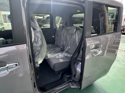 ワゴンＲスマイル(スズキ)届出済未使用車 後席内装