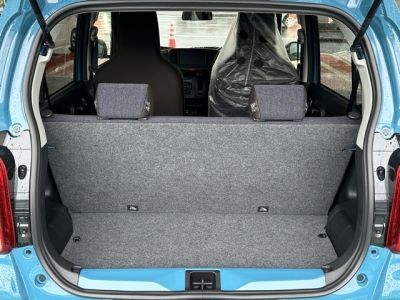 アルト(スズキ)届出済未使用車 内外装写真他