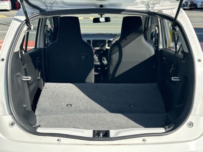 アルト(スズキ)中古車 内外装写真他２