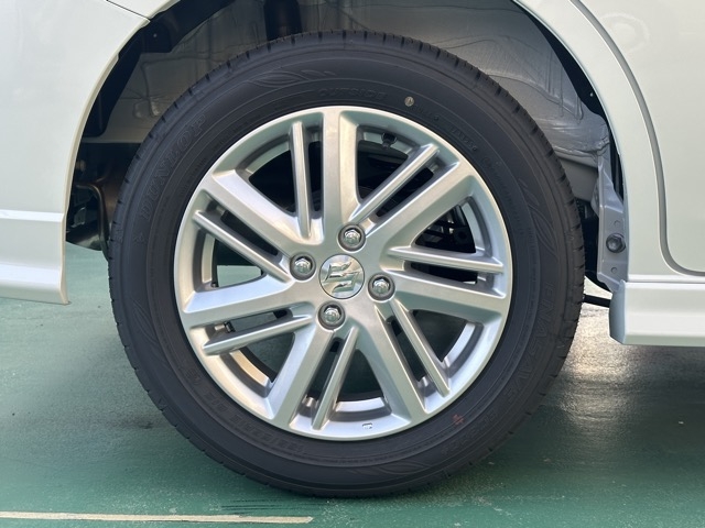 ソリオ(スズキ)新車見本展示無 12