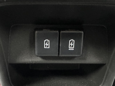 フロンクス(スズキ)新車見本展示無 内外装写真他