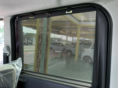 タント(ダイハツ)新車見本展示無 内外装写真他