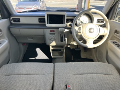 ラパン(スズキ)レンタＵＰ 後席から見た前席