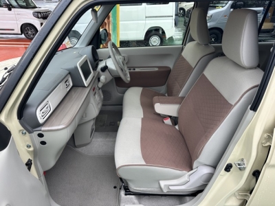 ラパン(スズキ)中古車 前席内装