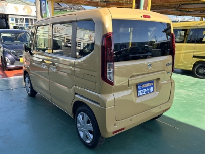 新型スペーシア(スズキ)届出済未使用車 後方