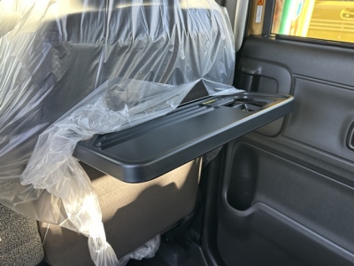 新型スペーシア(スズキ)届出済未使用車 内外装写真