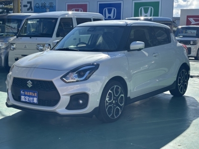 スイフトスポーツ(スズキ)登録済未使用車 前方