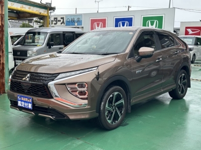 エクリプスクロスPHEV(三菱)中古車 前方