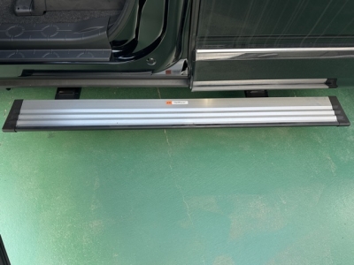 デリカD:5 4WD(三菱)レンタ登録済未使用車 前席内装