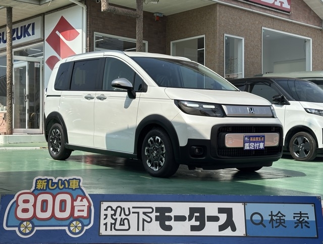 新型フリード(ホンダ)新車見本展示無全体拡大