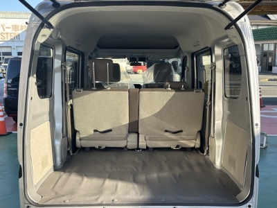 エブリイバンのOEM(スズキ)中古車 内外装写真他