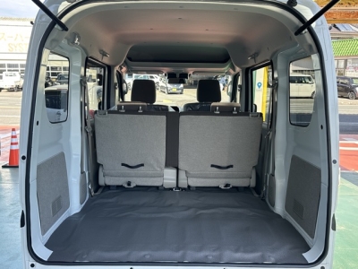 NV１００クリッパー(ニッサン)届出済未使用車 内外装写真他