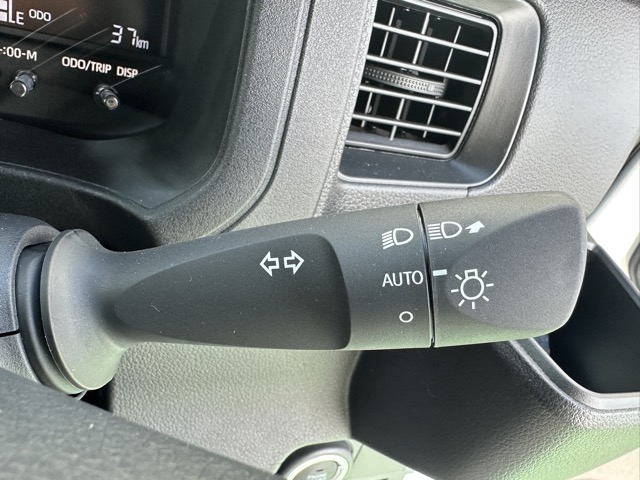 ハイゼット(ダムド)届出済未使用車 18