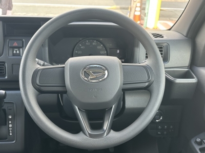 ハイゼットカーゴ(ダムド)届出済未使用車 内外装写真