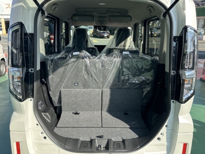 新型スペーシアカスタム(スズキ)届出済未使用車 内外装写真他２