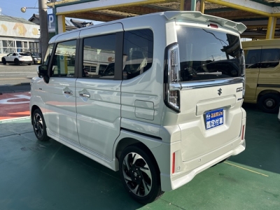 新型スペーシアカスタム(スズキ)届出済未使用車 後方