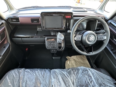 新型スペーシアカスタム(スズキ)届出済未使用車 内外装写真