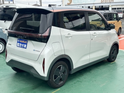 サクラ(ニッサン)中古車 内外装写真他２